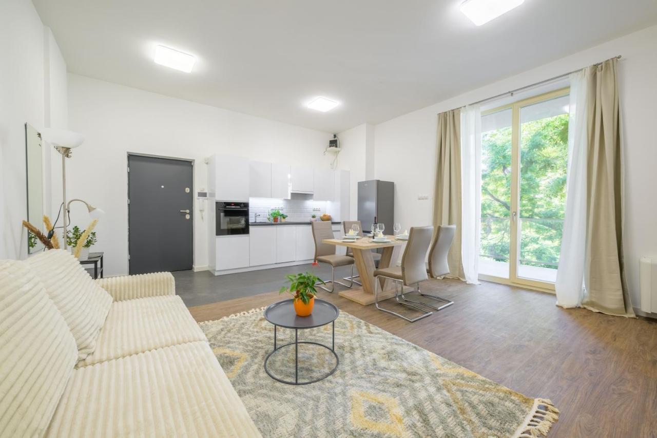 Millenium Spa-Heroes Apartment บูดาเปสต์ ภายนอก รูปภาพ